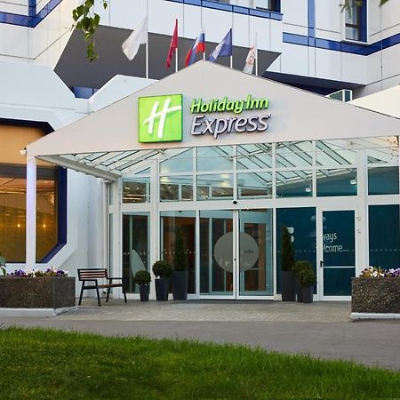 Holiday Inn Express Moscow - Khovrino, An Ihg Hotel Dış mekan fotoğraf